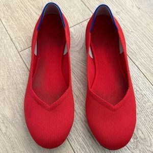 Size 10 Rothy’s “The Flat” in Scooter Red